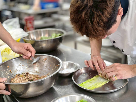 圖說：從產地玩到餐桌！中信科大食農課程煮出健康新滋味。(圖/中信科大提供)圖片