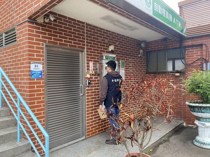 圖說：教官定期巡邏